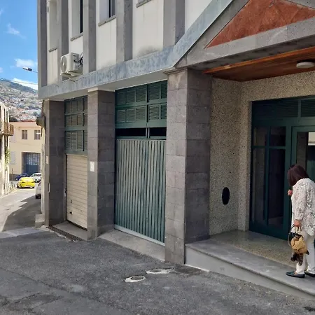 Moderno No Centro Do - Tabaibo By Tropical Solutions Фуншал